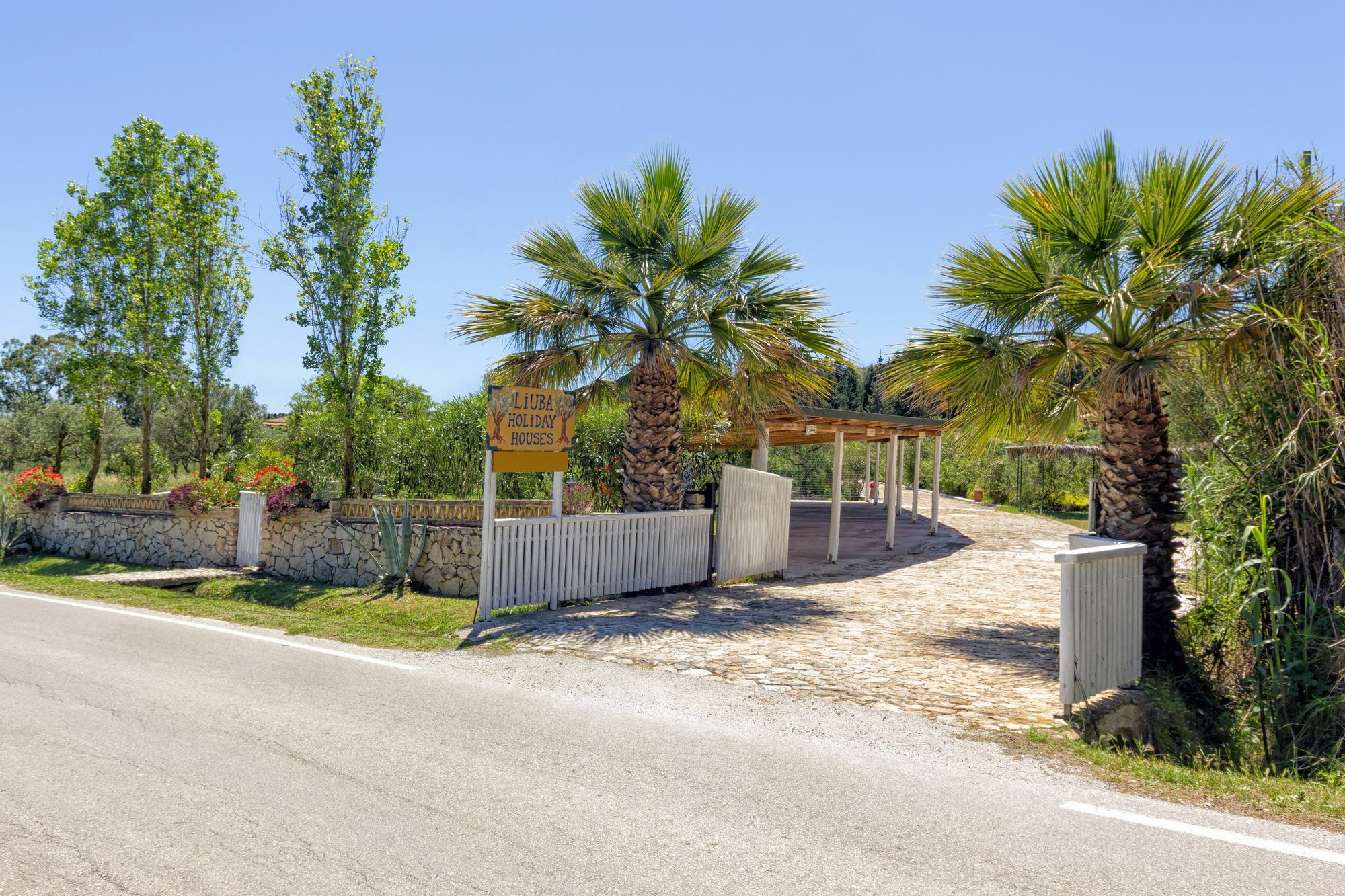 Liuba Houses Vasilikí Екстериор снимка
